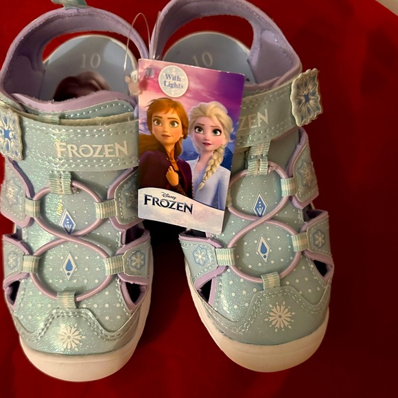 Disney Other - sandal of lights to Frozen